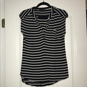 Very soft stripped jersey tee with bottom detail.